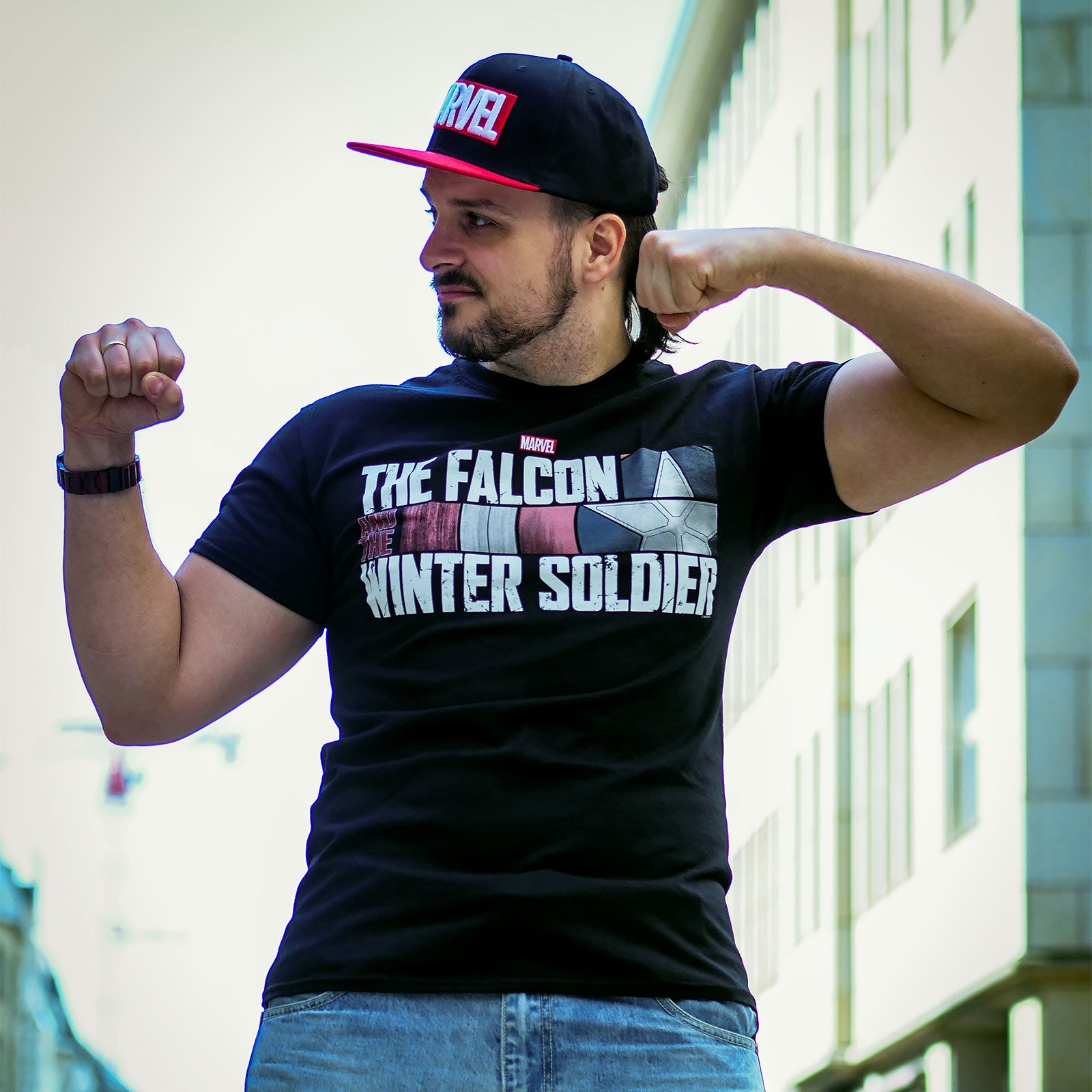 Produktbild The Falcon and the Winter Soldier - Logo T-Shirt schwarz