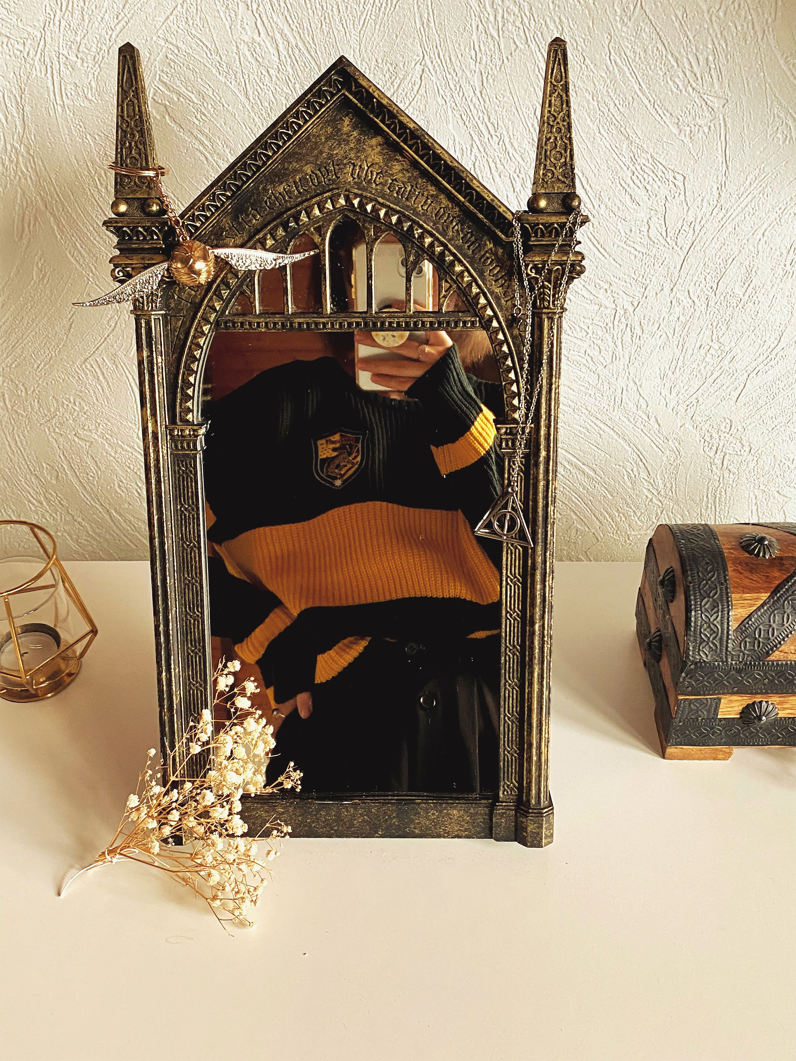 Produktbild Harry Potter - Hufflepuff Crop Sweater Damen