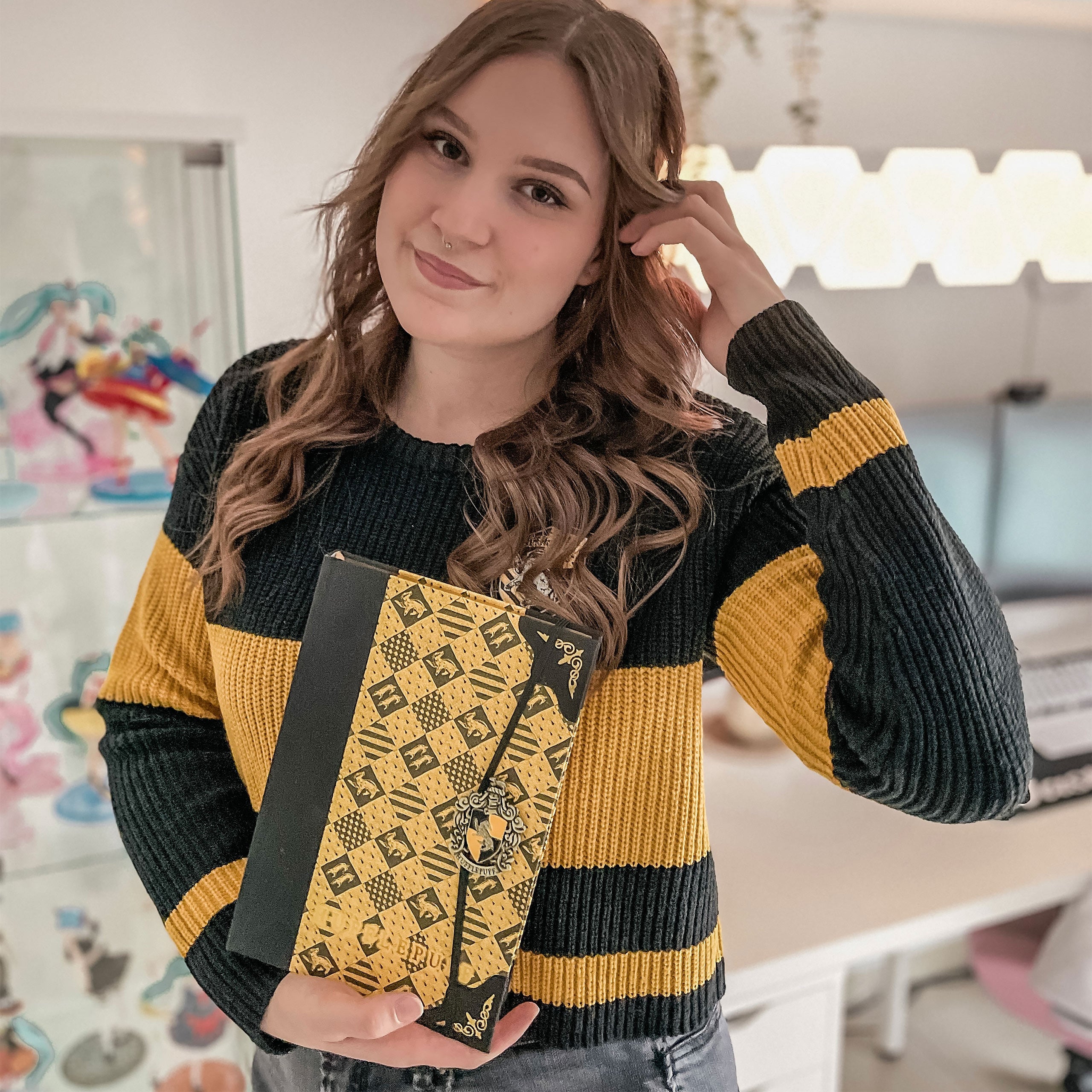 Produktbild Harry Potter - Hufflepuff Crop Sweater Damen