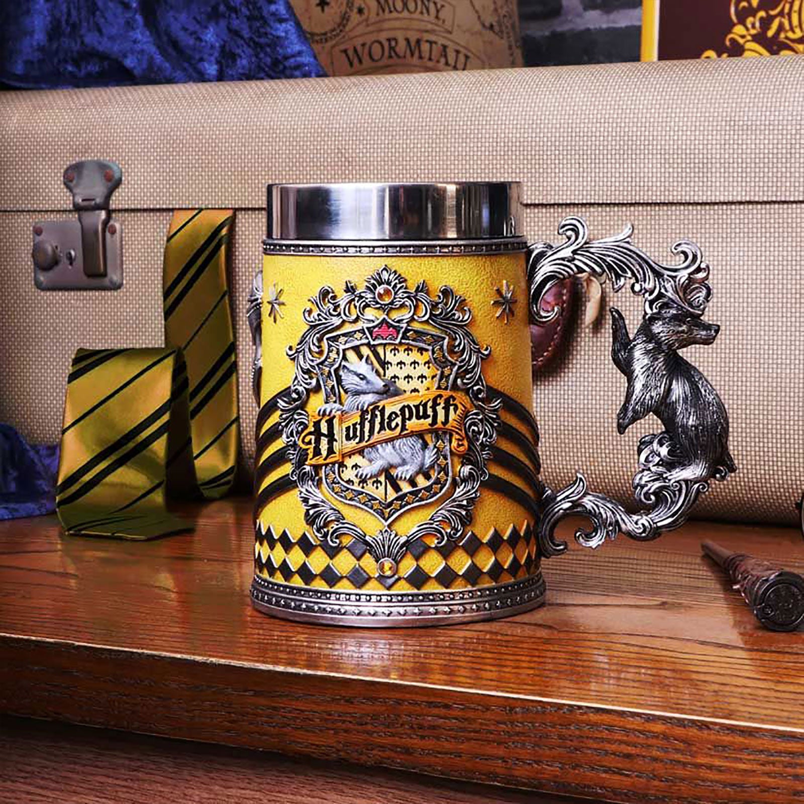 Produktbild Harry Potter - Hufflepuff Logo Krug deluxe
