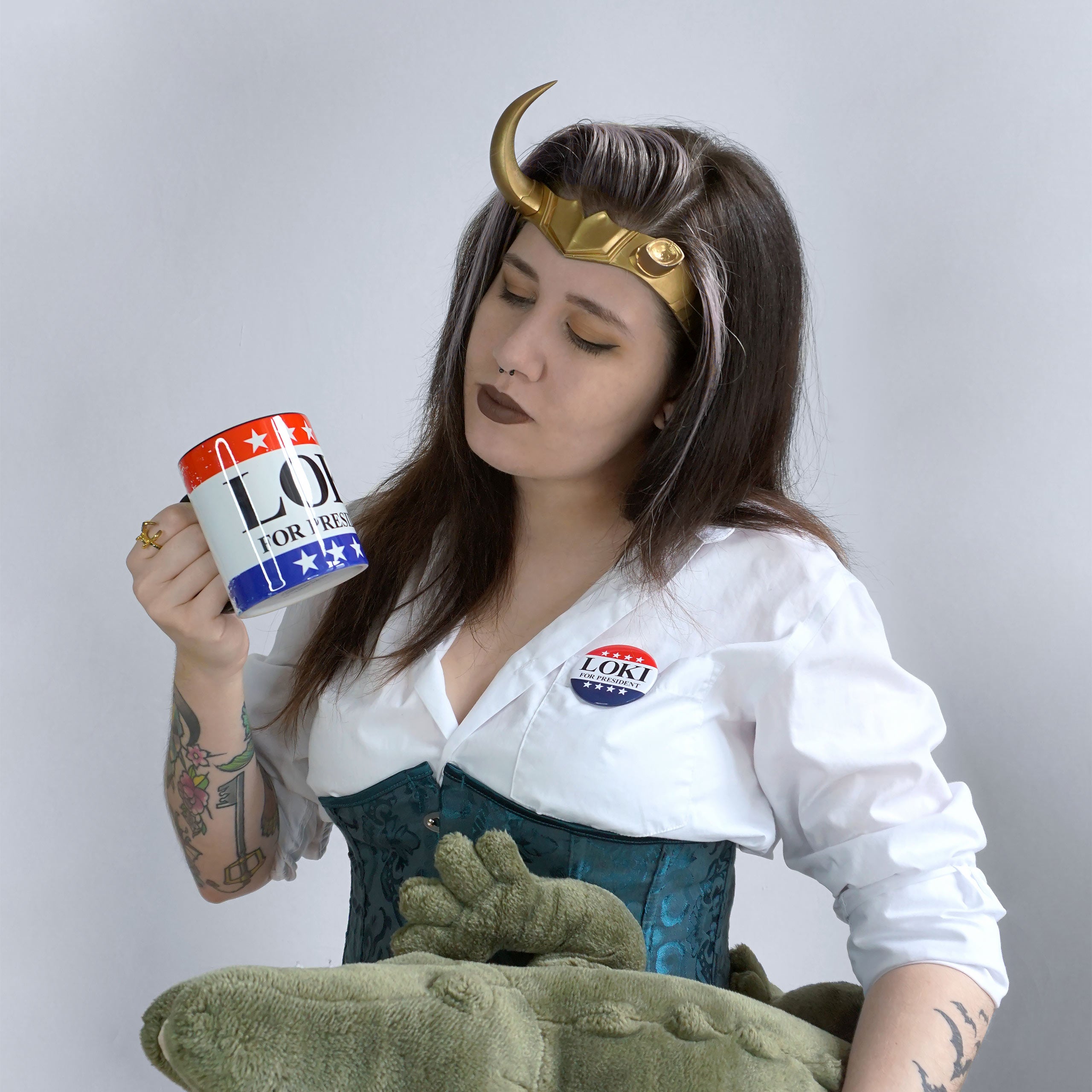 Produktbild For President Button für Loki Fans
