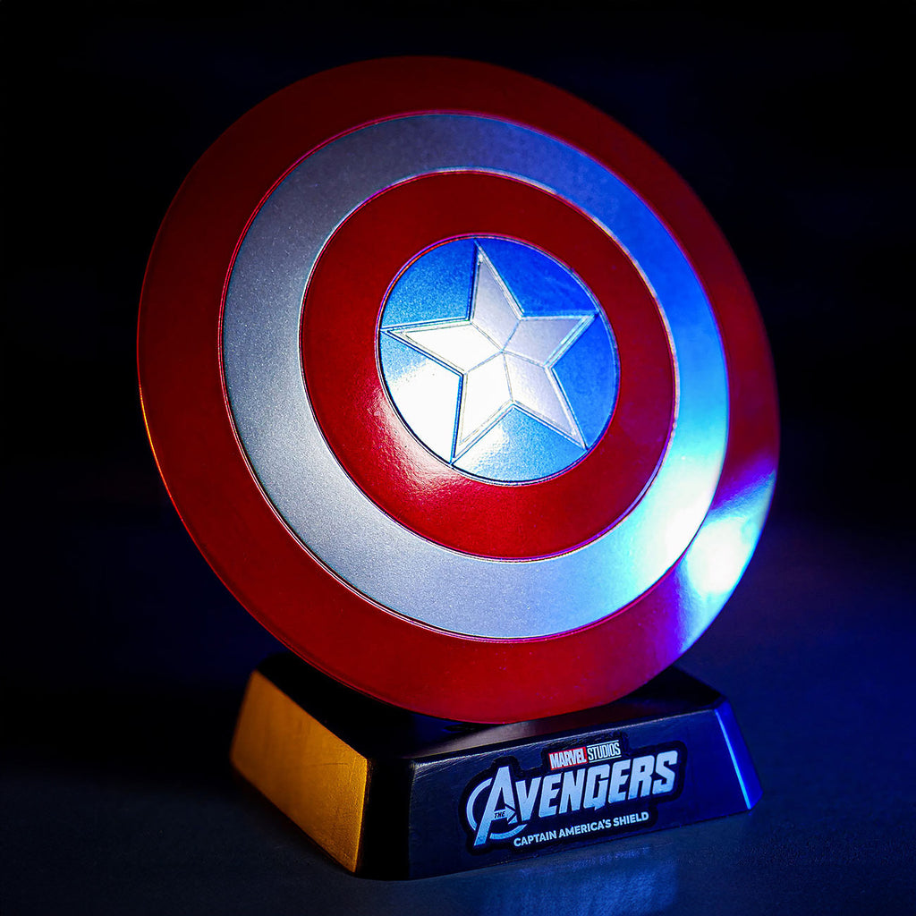 Produktbild Captain America - Shield Replik Marvel Museum Collection