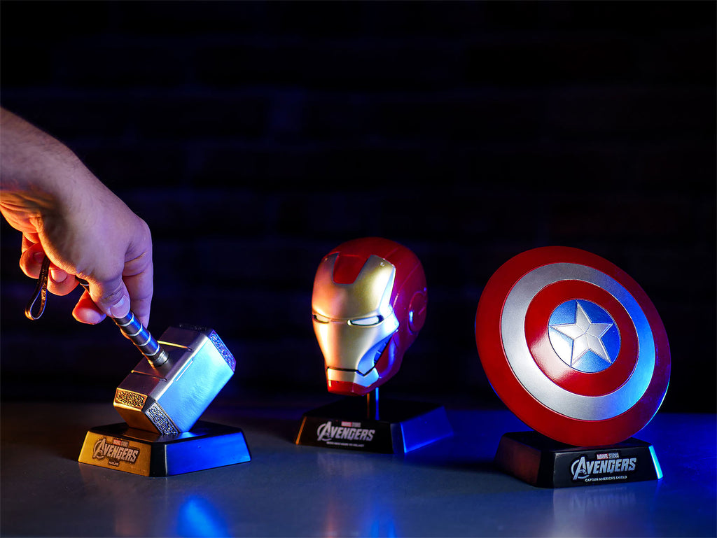 Produktbild Captain America - Shield Replik Marvel Museum Collection