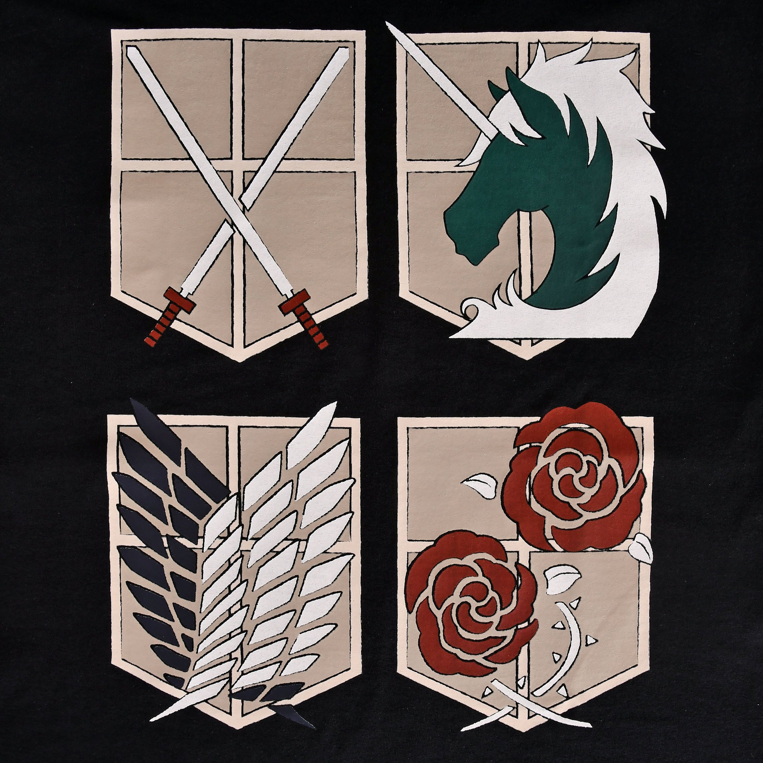 Produktbild Attack on Titan - Military Divisions Shields T-Shirt schwarz