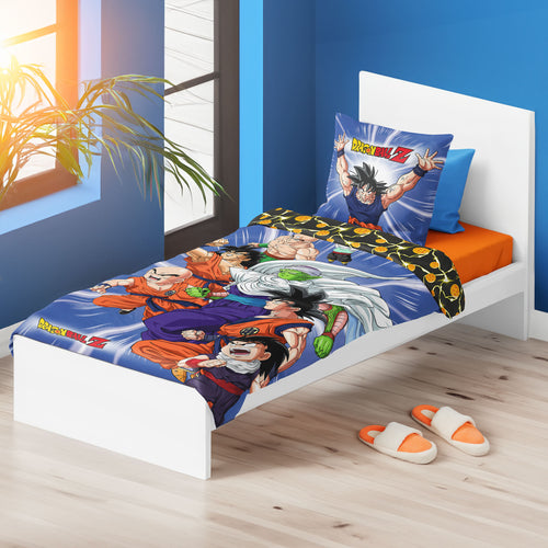 Produktbild Dragon Ball Z - Group Wende-Bettwäsche inklusive Sportbag