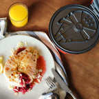 Produktbild Star Wars - Millennium Falcon Waffeleisen