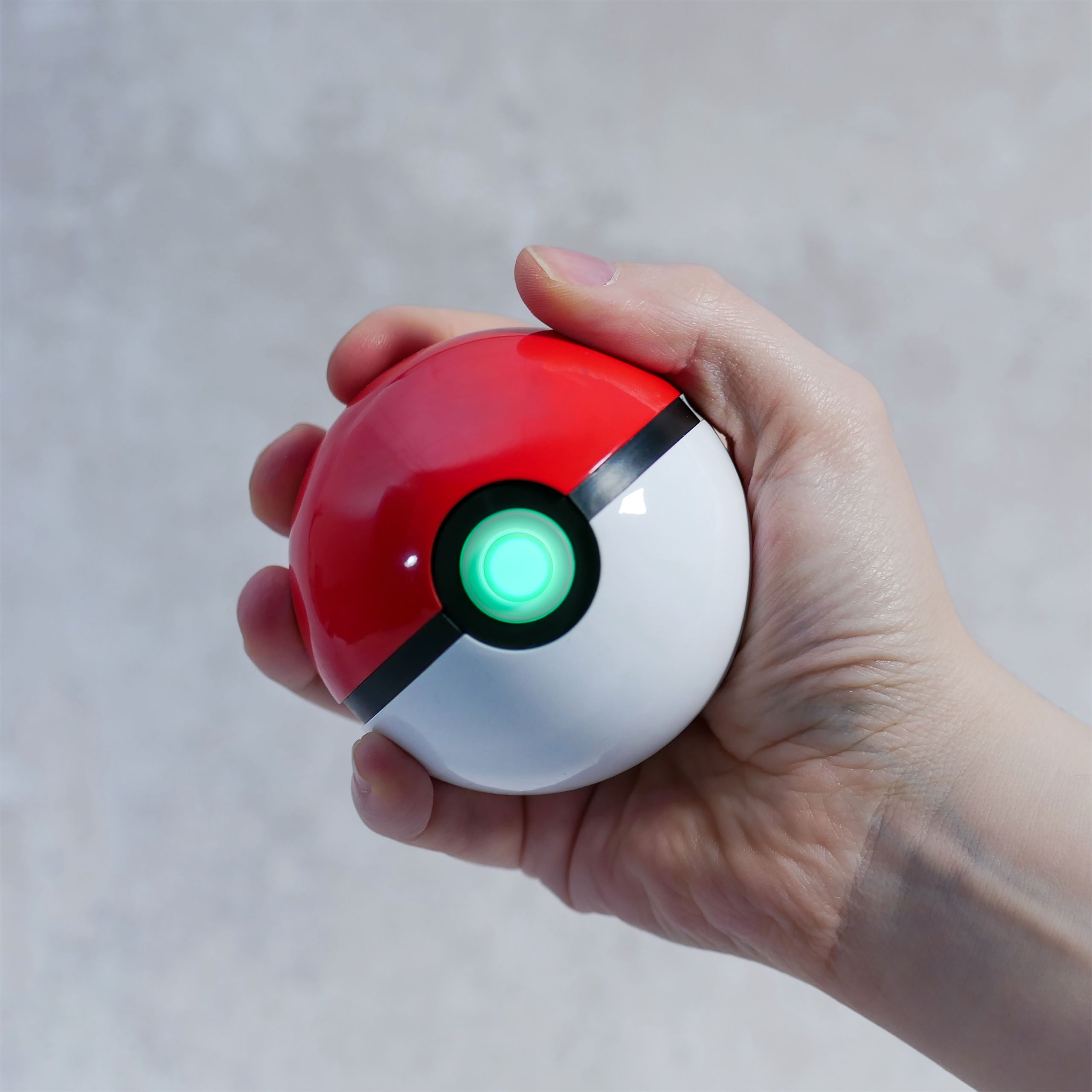 Produktbild Pokemon - Pokeball Replik mit Licht