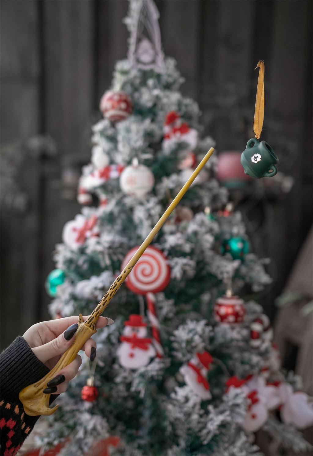 Produktbild Harry Potter - Slytherin Kessel Weihnachtsbaum-Schmuck