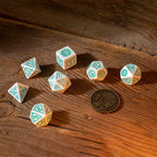 Produktbild Witcher - Ciri RPG Würfel Set 7tlg mit Sammlermünze