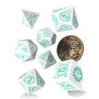 Produktbild Witcher - Ciri RPG Würfel Set 7tlg mit Sammlermünze