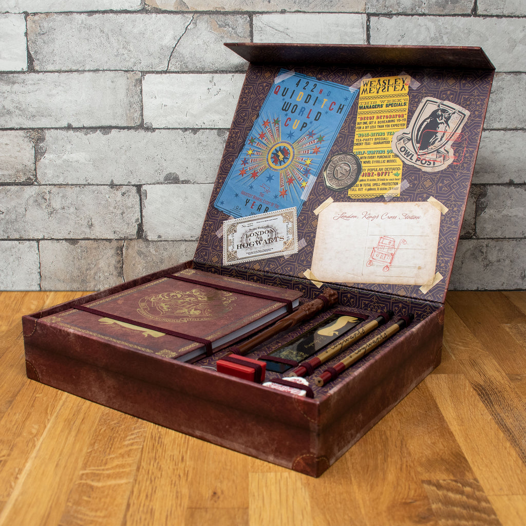 Product image Harry Potter - Hogwarts Deluxe Writing Set
