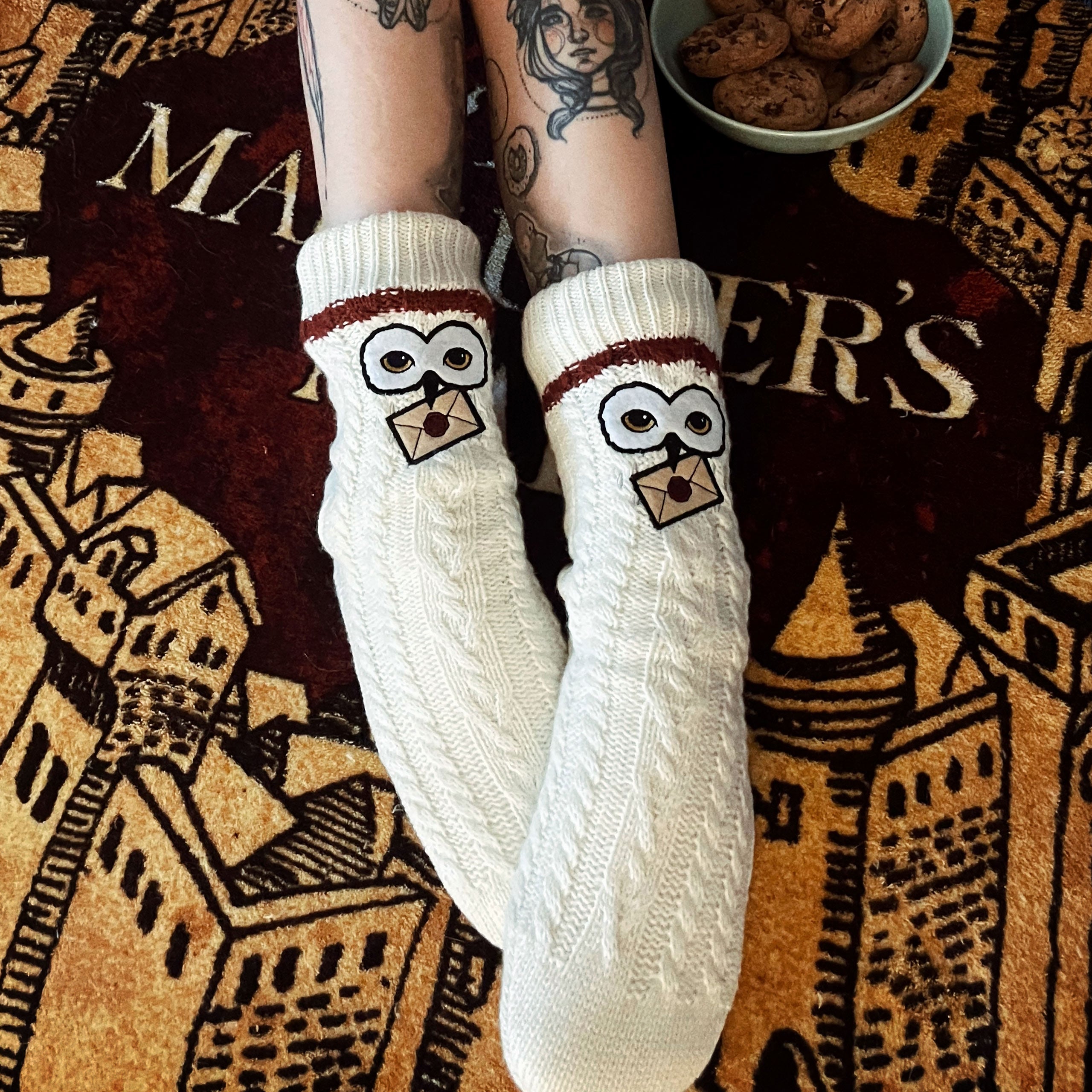 Produktbild Harry Potter - Hedwig Strümpfe mit Teddyfell