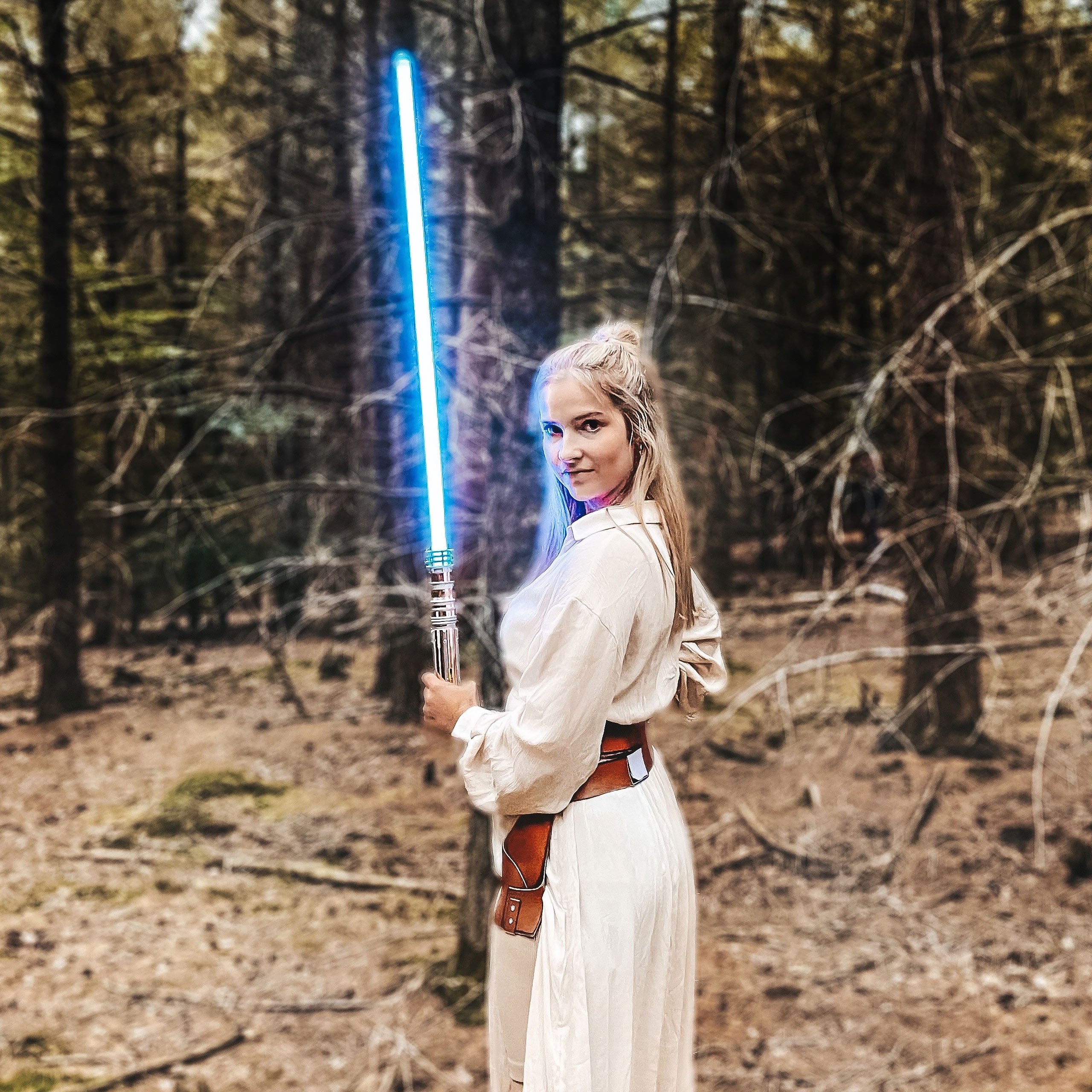 Produktbild Star Wars - Leia Organa Force FX Elite Lichtschwert