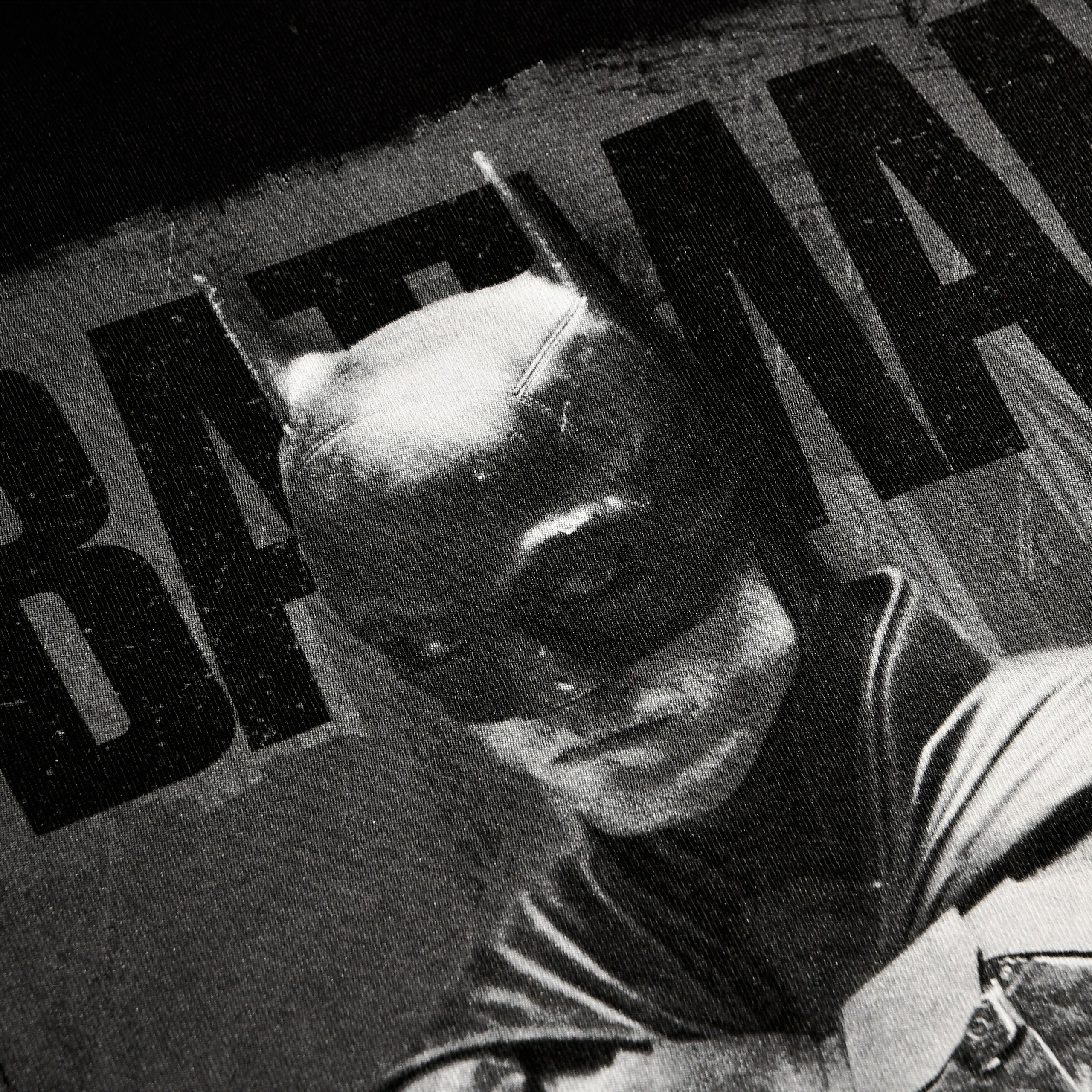 Produktbild The Batman - Monochrome Poster T-Shirt schwarz