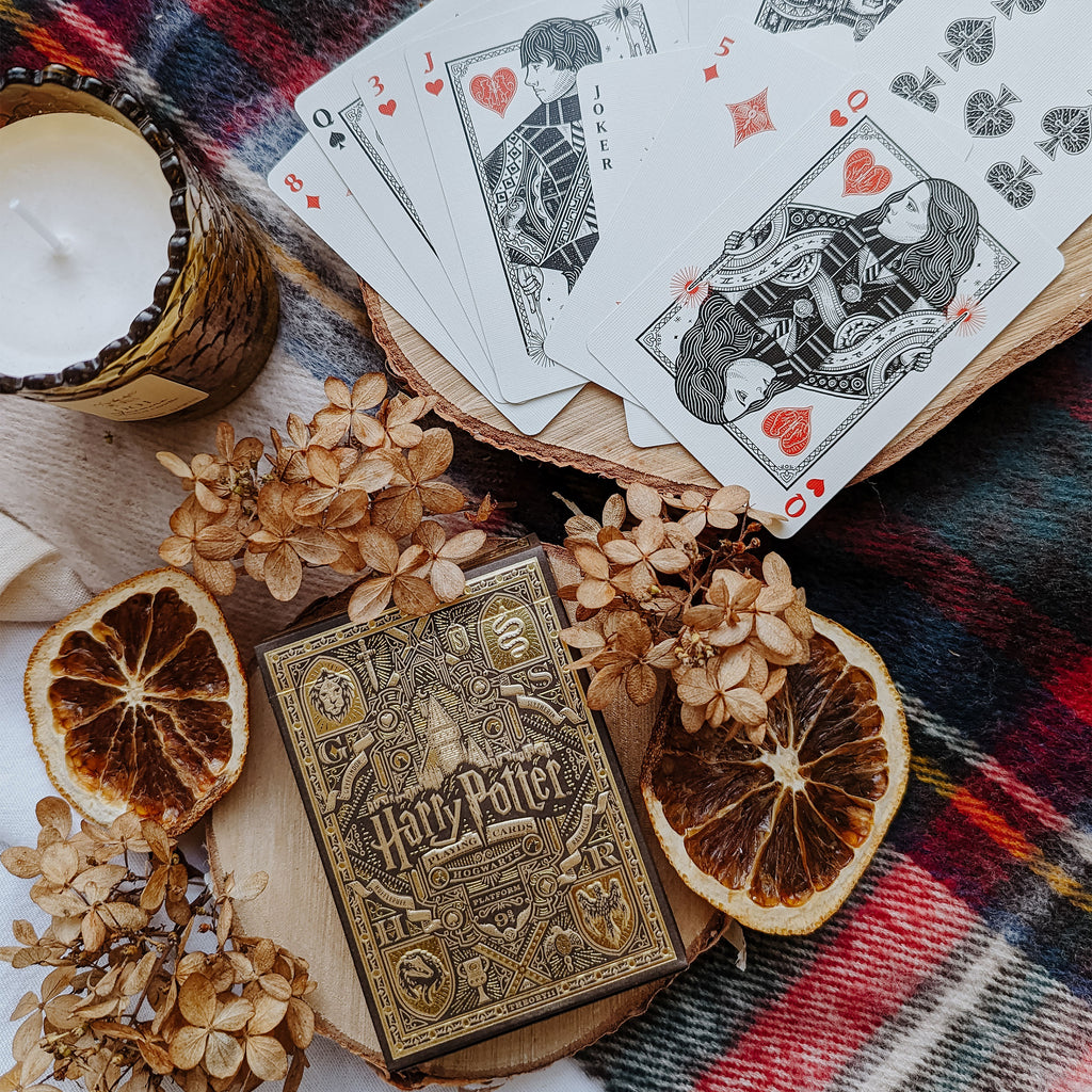 Produktbild Harry Potter - Hufflepuff Kartenspiel Deluxe Edition
