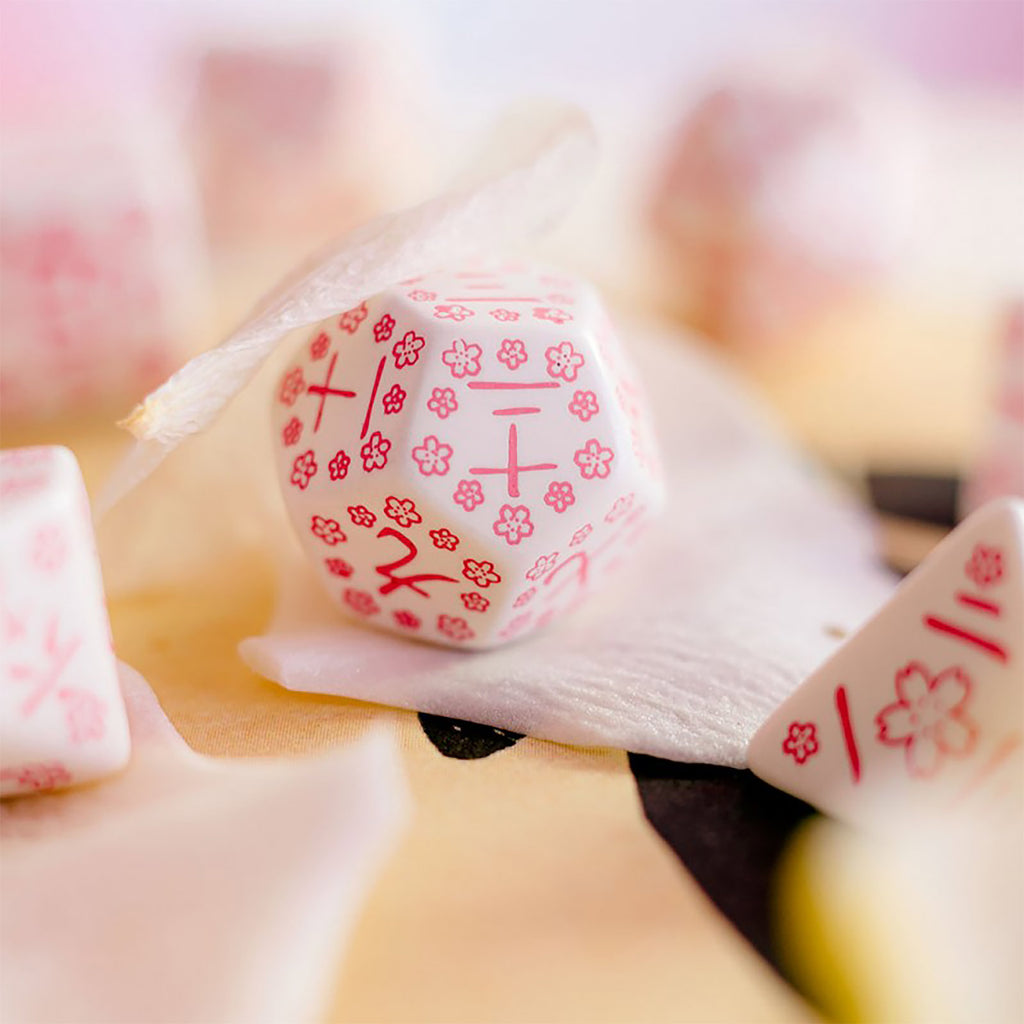 Product image Japanese - Cherry Blossom Petals RPG Dice Set 7pcs