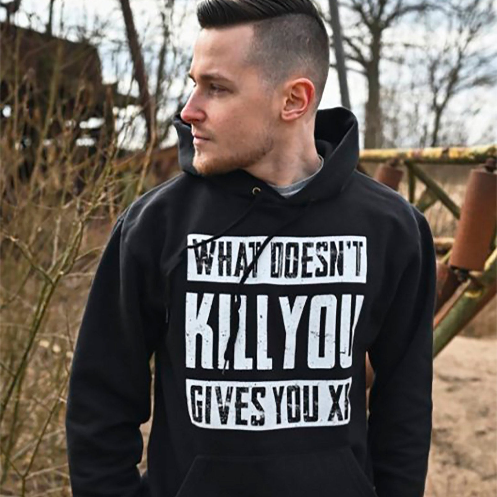 Produktbild What Doesn't Kill You Gives You XP Hoodie schwarz