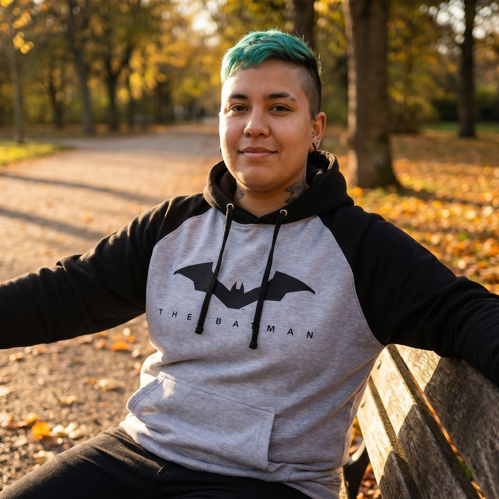 Produktbild The Batman - Logo Baseball Hoodie grau-schwarz