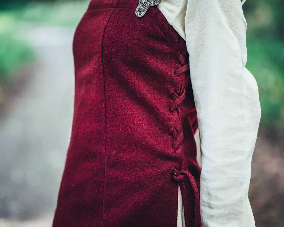 Product image Medieval overdress Aila red