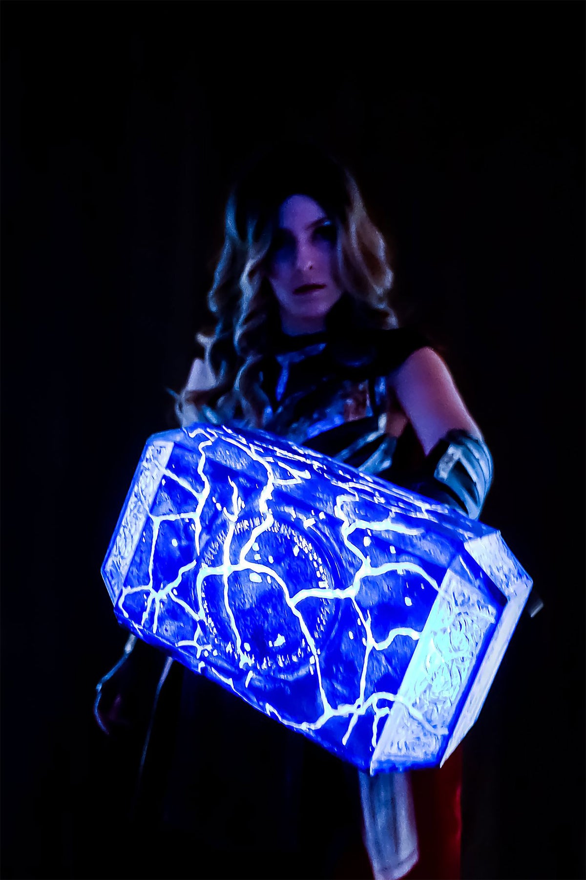 Produktbild Thor - Mjölnir Hammer Premium Replik mit Licht und Sound