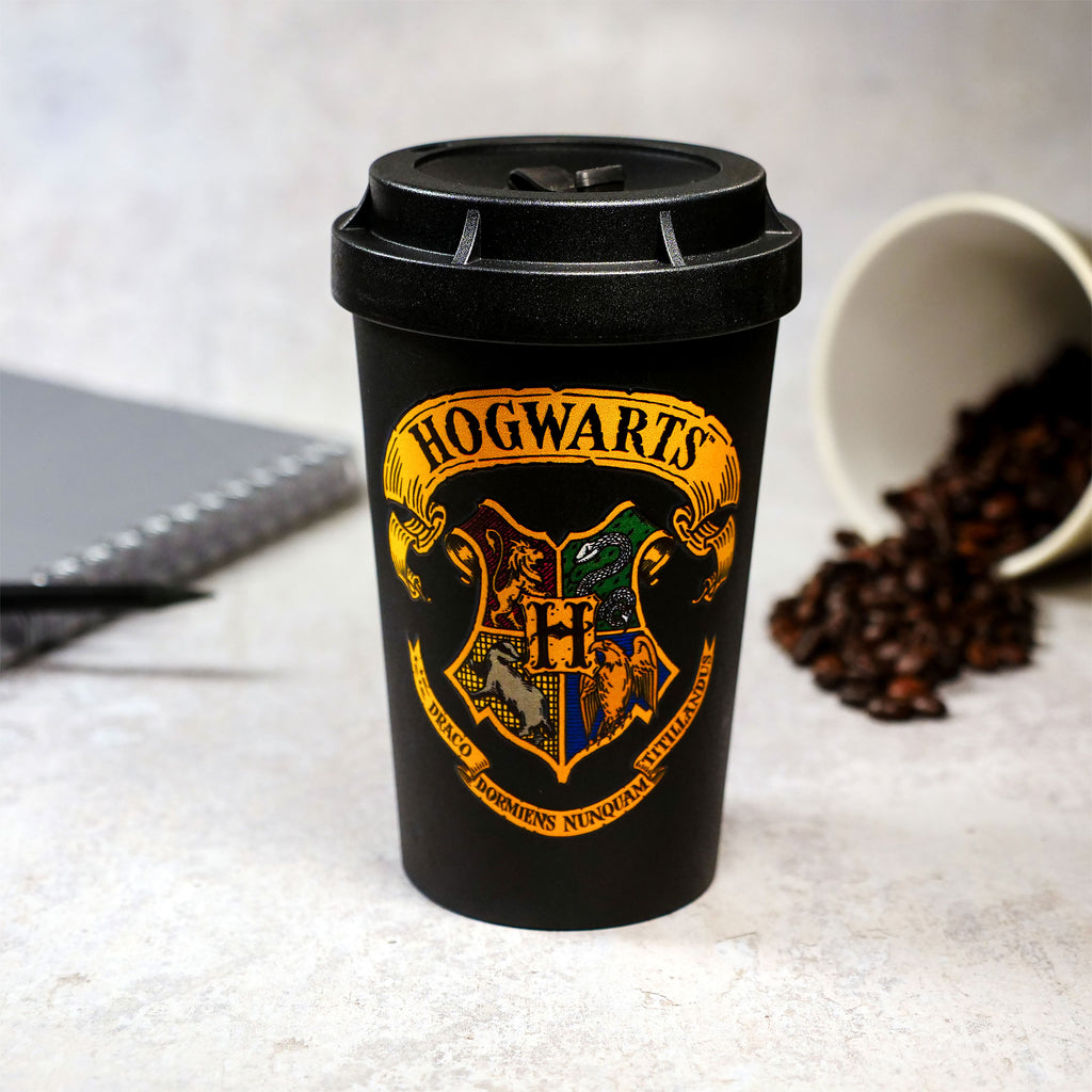 Produktbild Hogwarts Wappen To Go Becher - Harry Potter