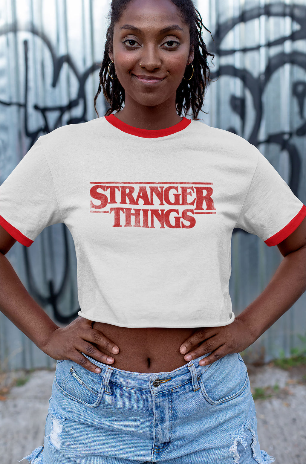 Produktbild Stranger Things - Distressed Logo Crop Top weiß