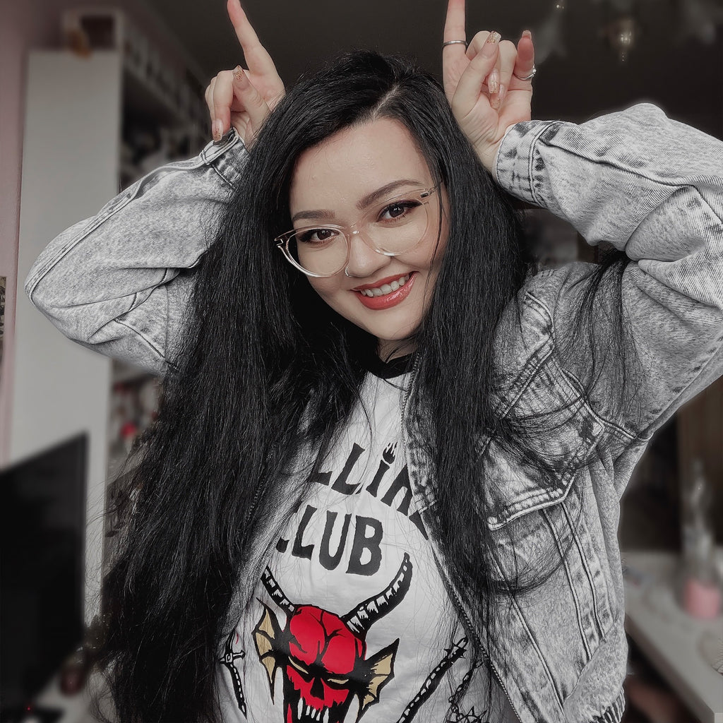 Produktbild Stranger Things - Hellfire Club Wappen Longsleeve