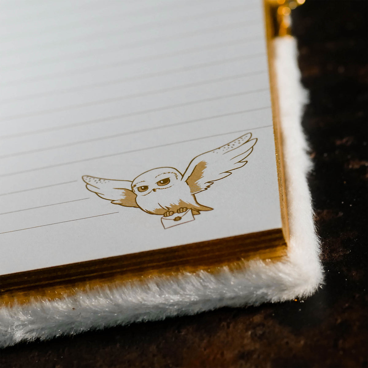 Produktbild Harry Potter - Hedwig Plüsch Notizbuch A5 mit Schloss
