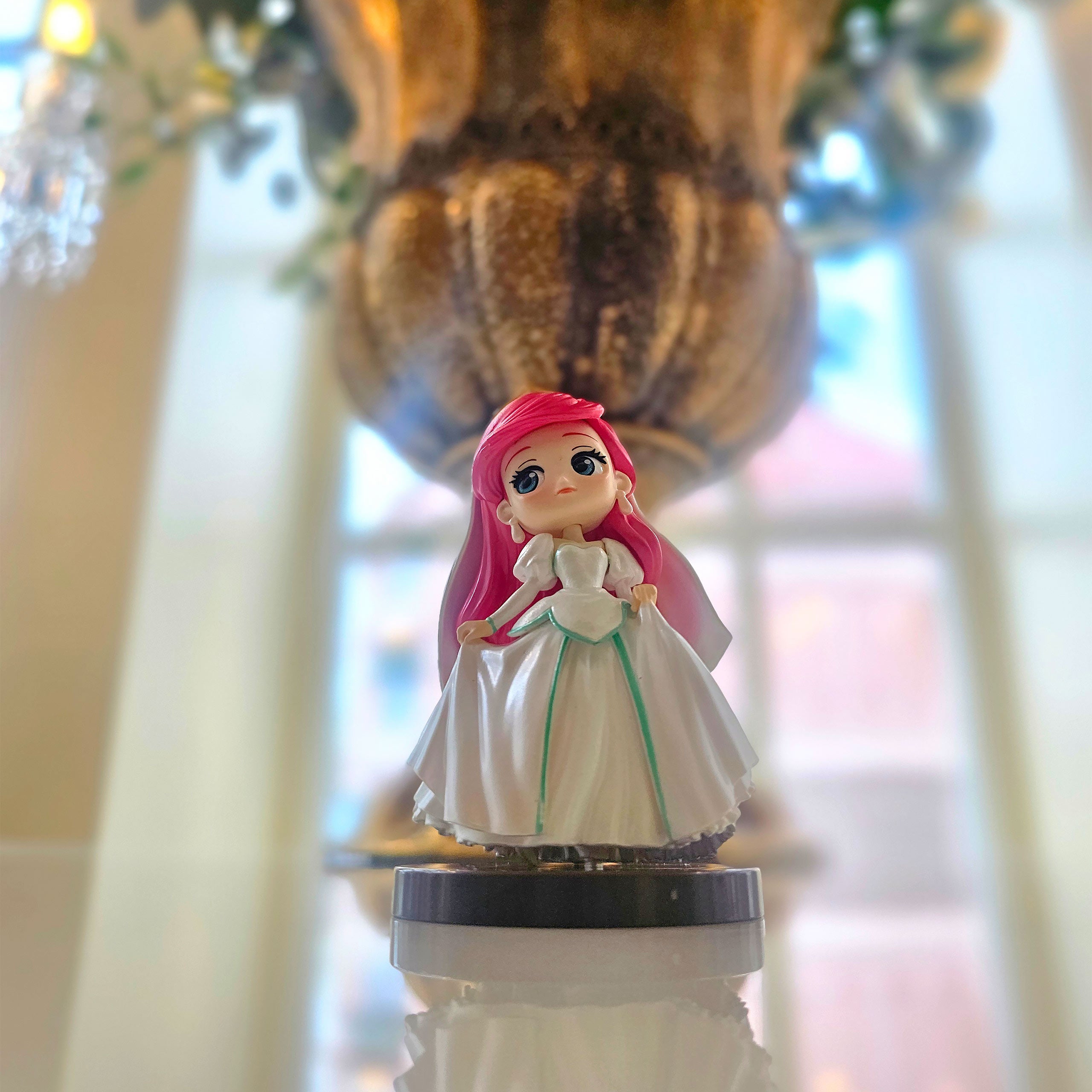 Produktbild Arielle - Die kleine Meerjungfrau im weißen Kleid Q Posket Figur 7 cm Version E