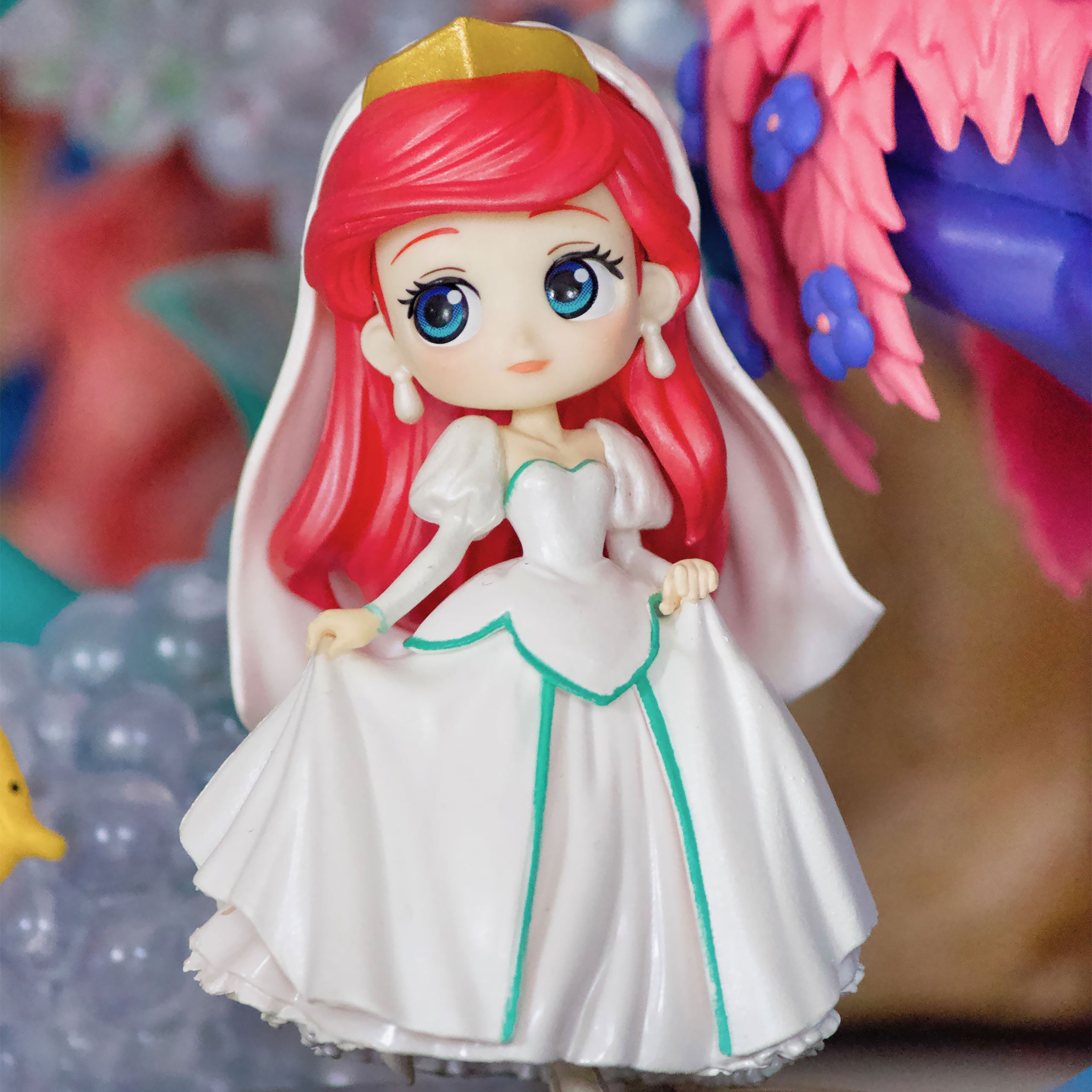 Produktbild Arielle - Die kleine Meerjungfrau im weißen Kleid Q Posket Figur 7 cm Version E