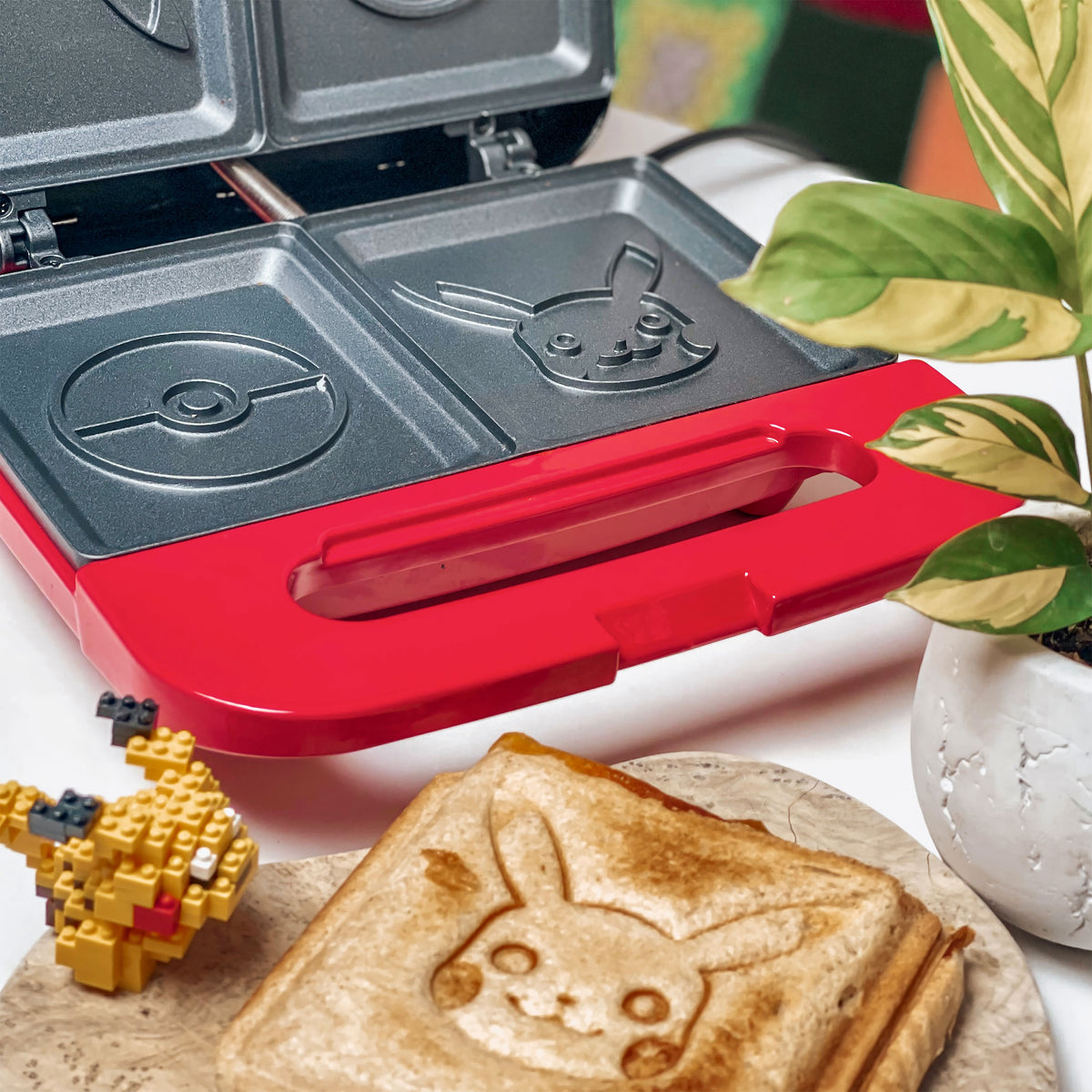 Produktbild Pokemon - Pikachu und Pokeball Sandwichmaker