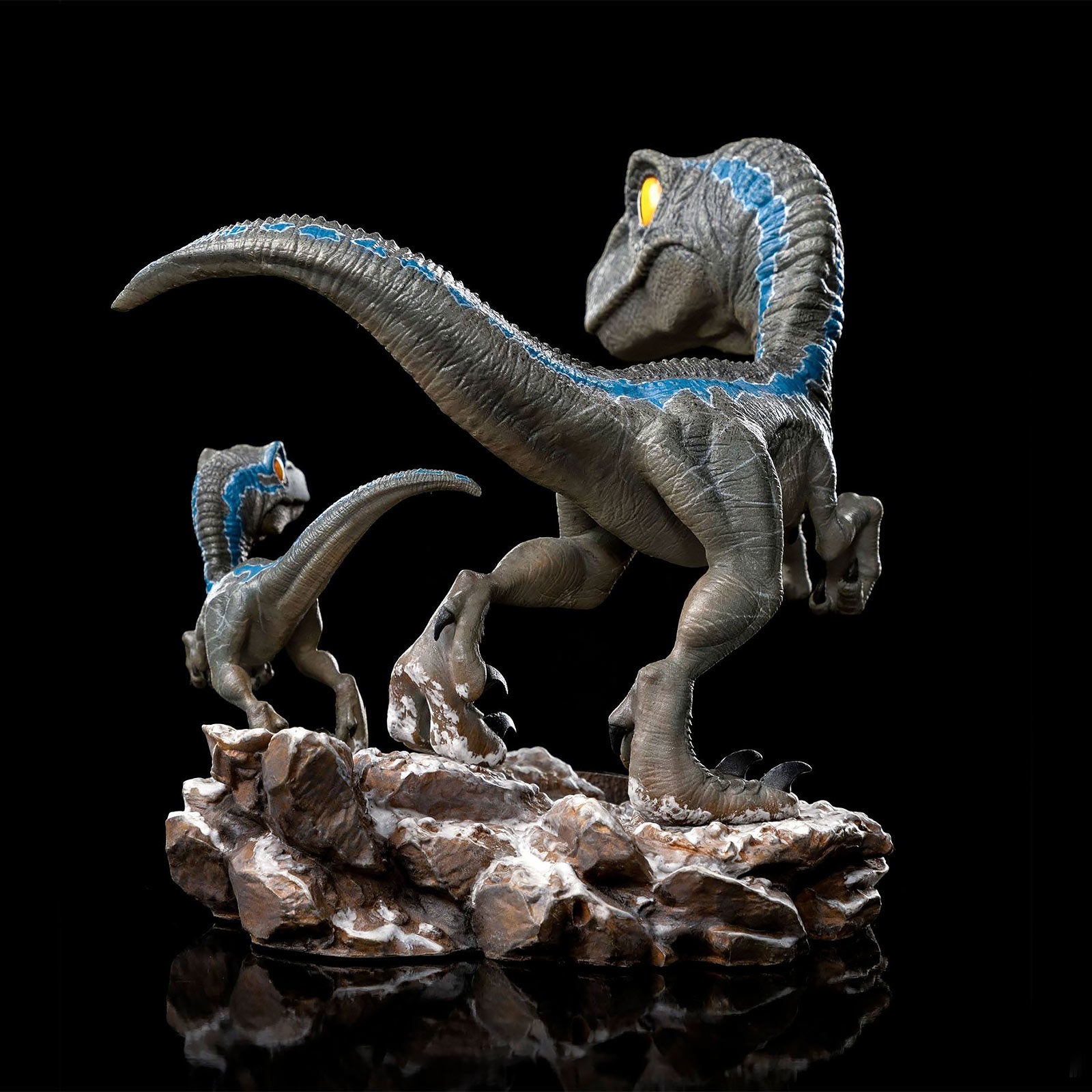 Produktbild Jurassic World - Blue and Beta Diorama Figur
