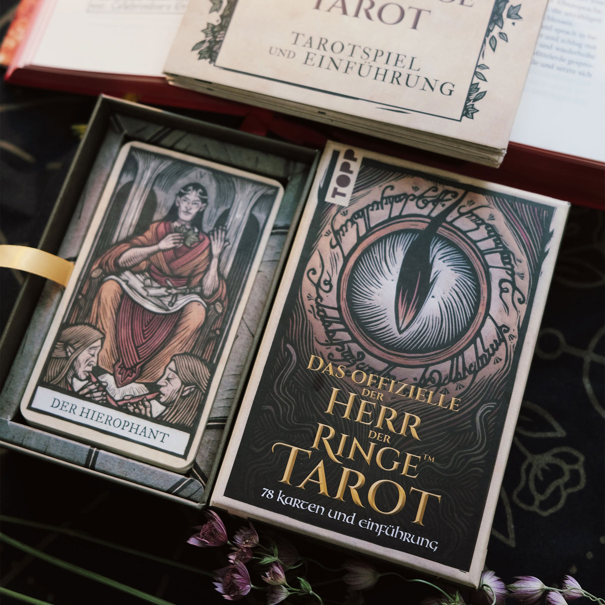 Produktbild Das Der Herr der Ringe-Tarot - Kartenspiel
