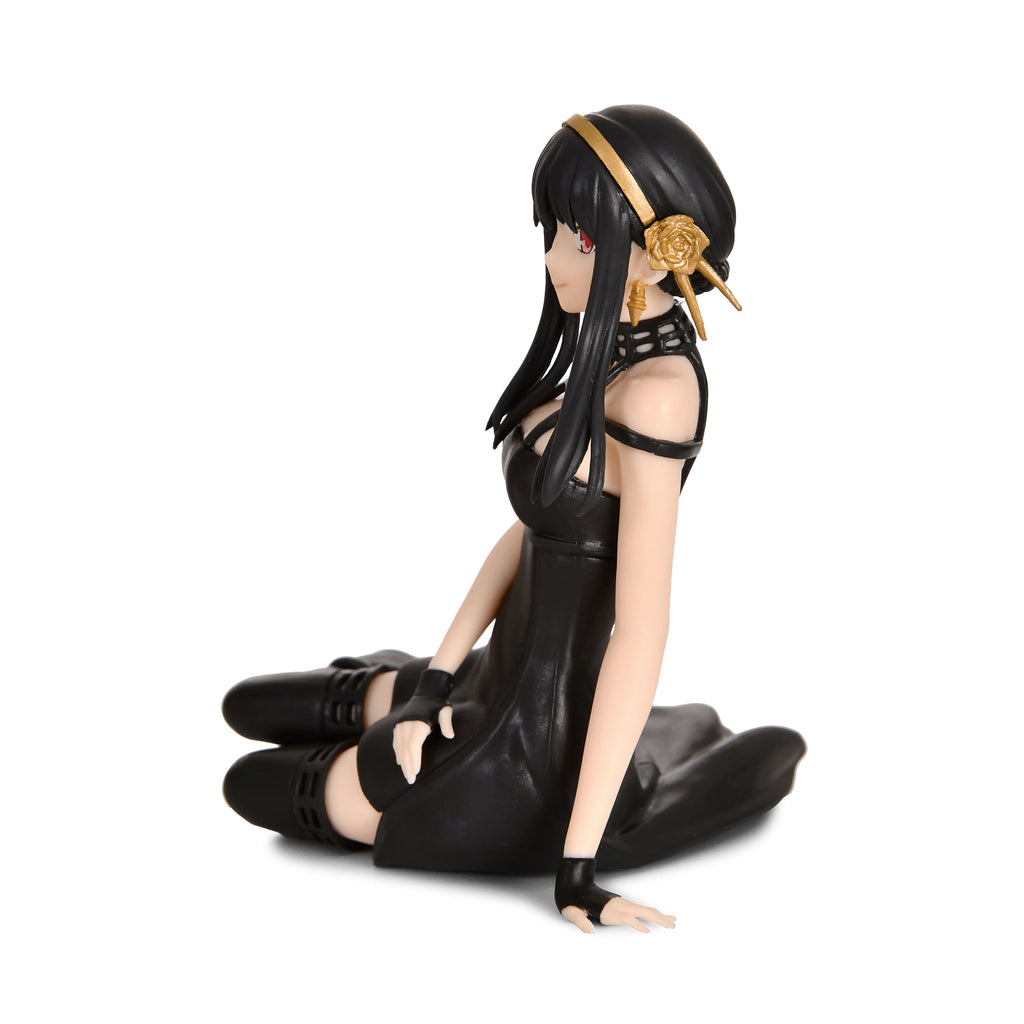 Produktbild Spy x Family - Yor Forger Figur sitzend