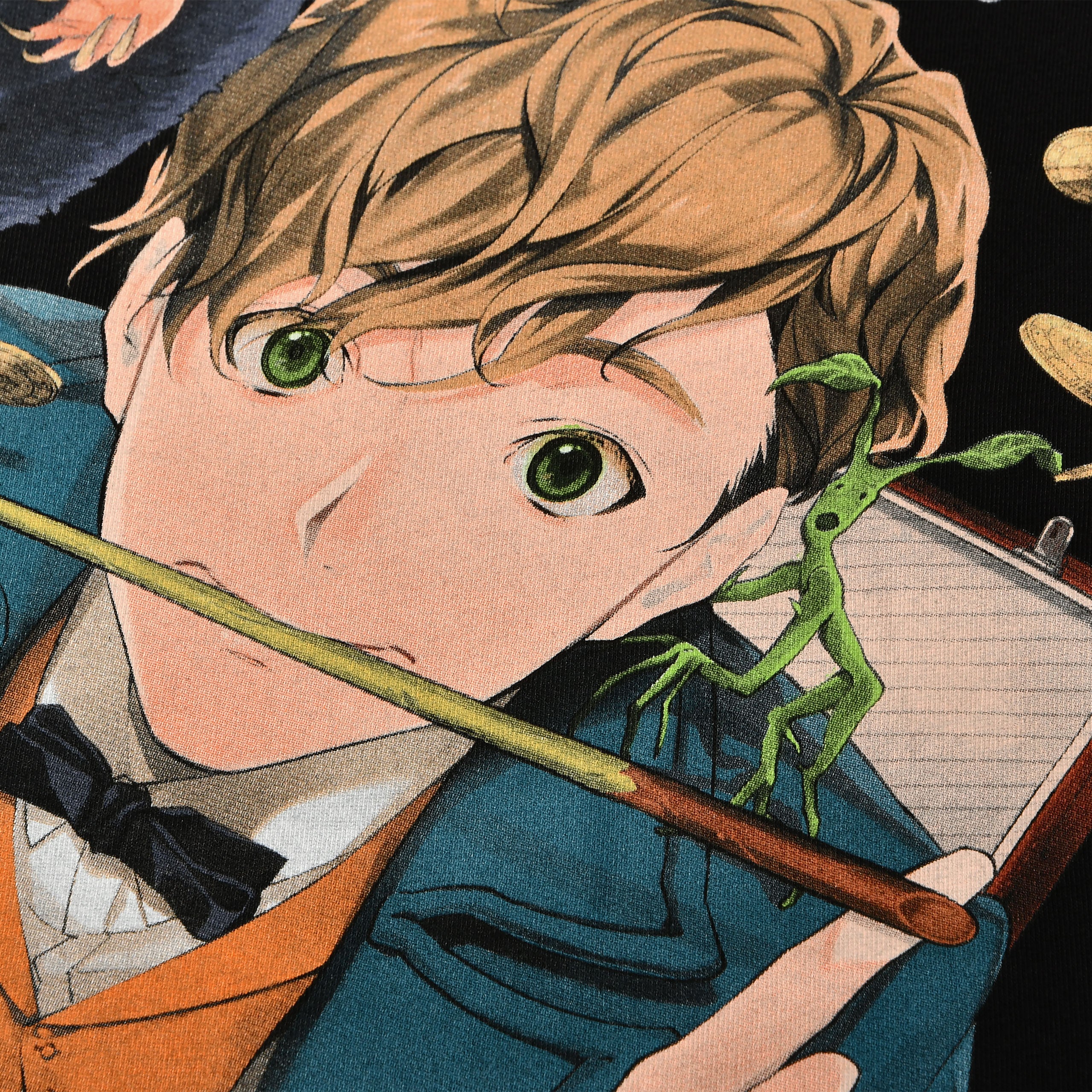 Produktbild Newt mit Niffler Anime T-Shirt schwarz - Phantastische Tierwesen