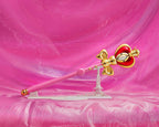 Produktbild Sailor Moon - Kosmisches Zepter der Mondherzen Replik