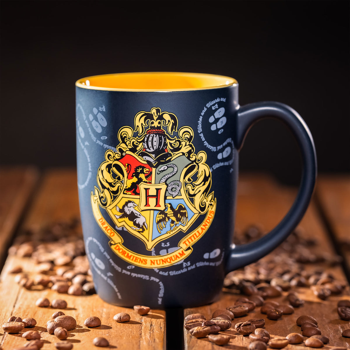 Produktbild Harry Potter - Rather Stay At Hogwarts Tasse