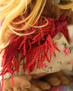 Produktbild E.T. Plüsch Figur mit Kleid und Hut