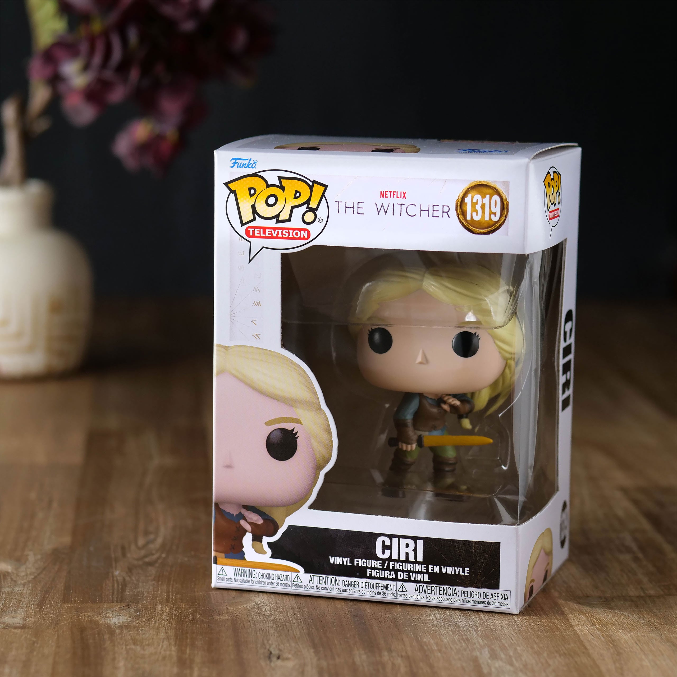 Produktbild Witcher - Ciri mit Schwert Funko Pop Figur