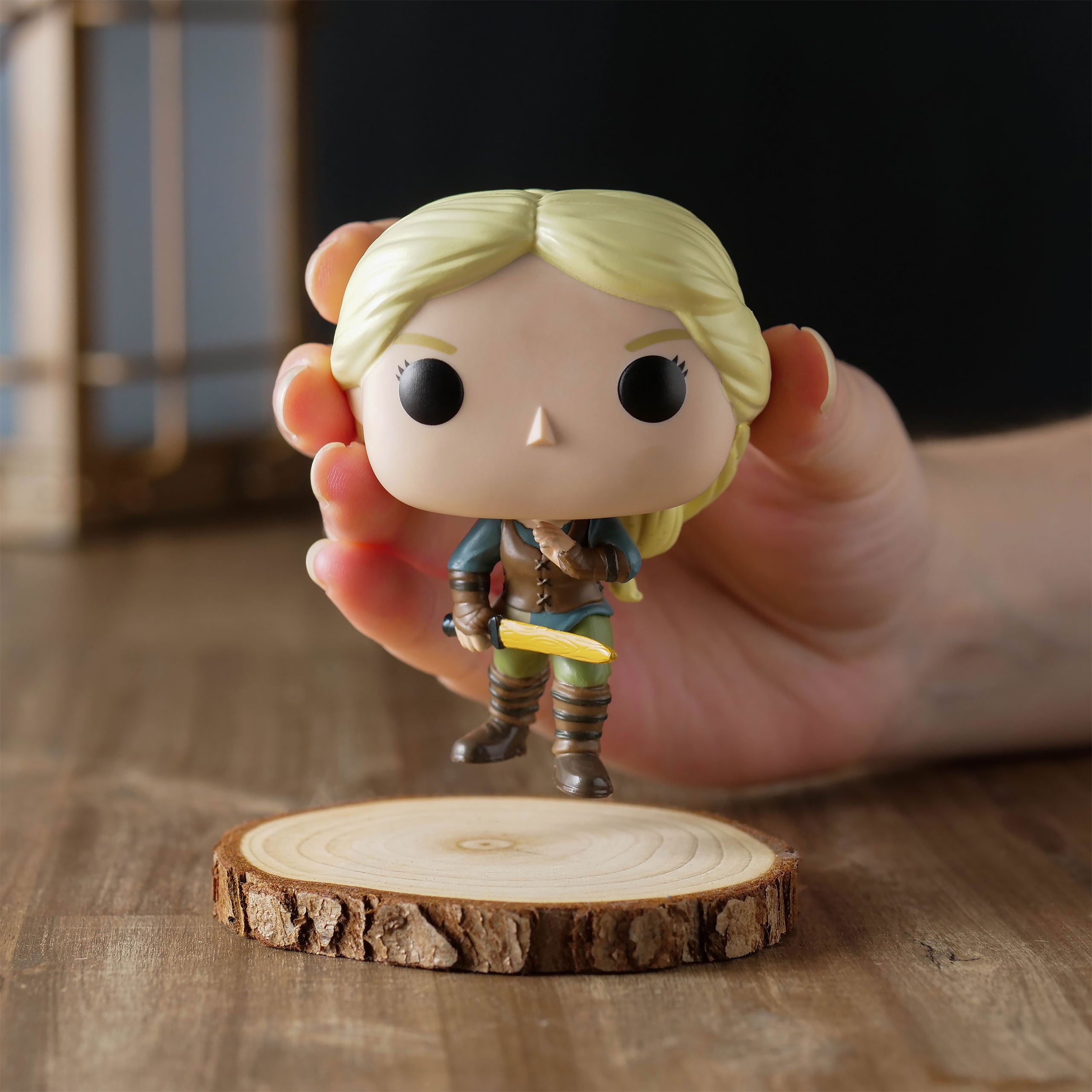 Produktbild Witcher - Ciri mit Schwert Funko Pop Figur