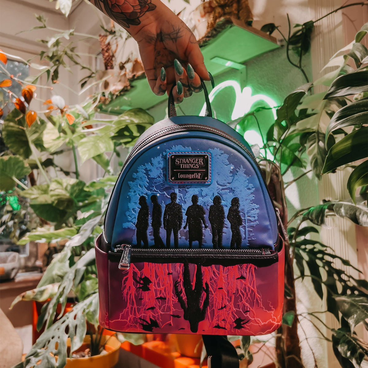 Produktbild Stranger Things - Upside Down Shadows Mini Rucksack