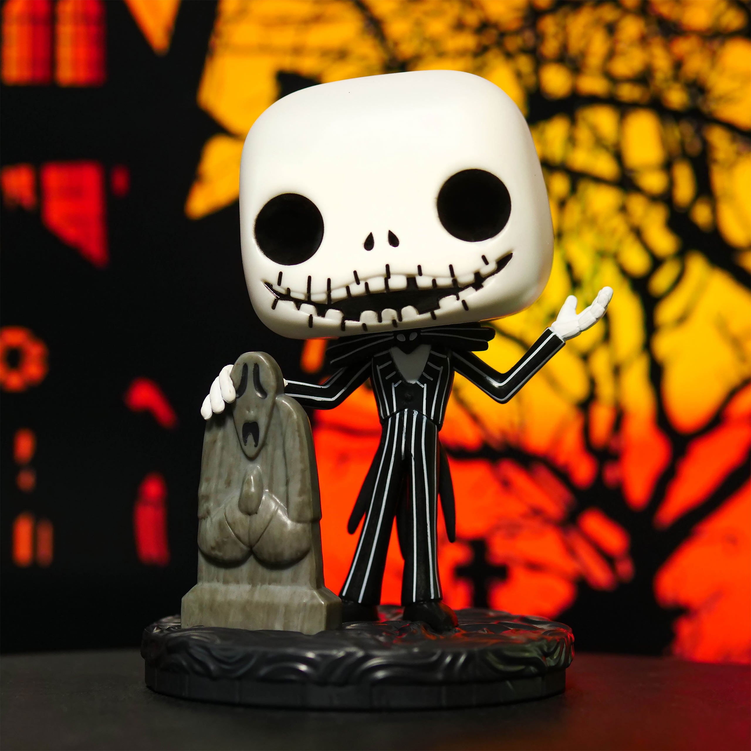 Produktbild Nightmare Before Christmas - Jack Skellington mit Grabstein Funko Pop Figur