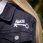 Produktbild Alice im Wunderland - World Of My Own Jeansjacke Damen schwarz