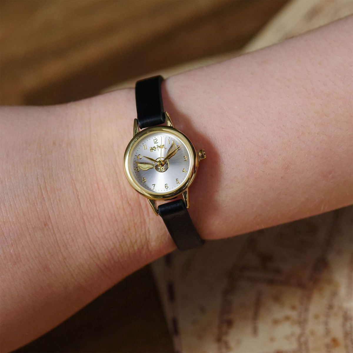 Produktbild Harry Potter - Goldener Schnatz Armbanduhr