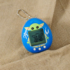 Produktbild Grogu Tamagotchi blau - Star Wars The Mandalorian