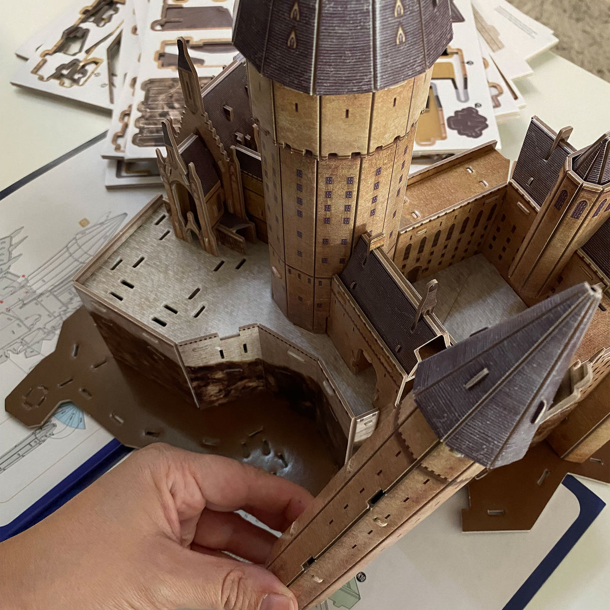Produktbild Hogwarts Schloss 4D Build Modell Bausatz - Harry Potter