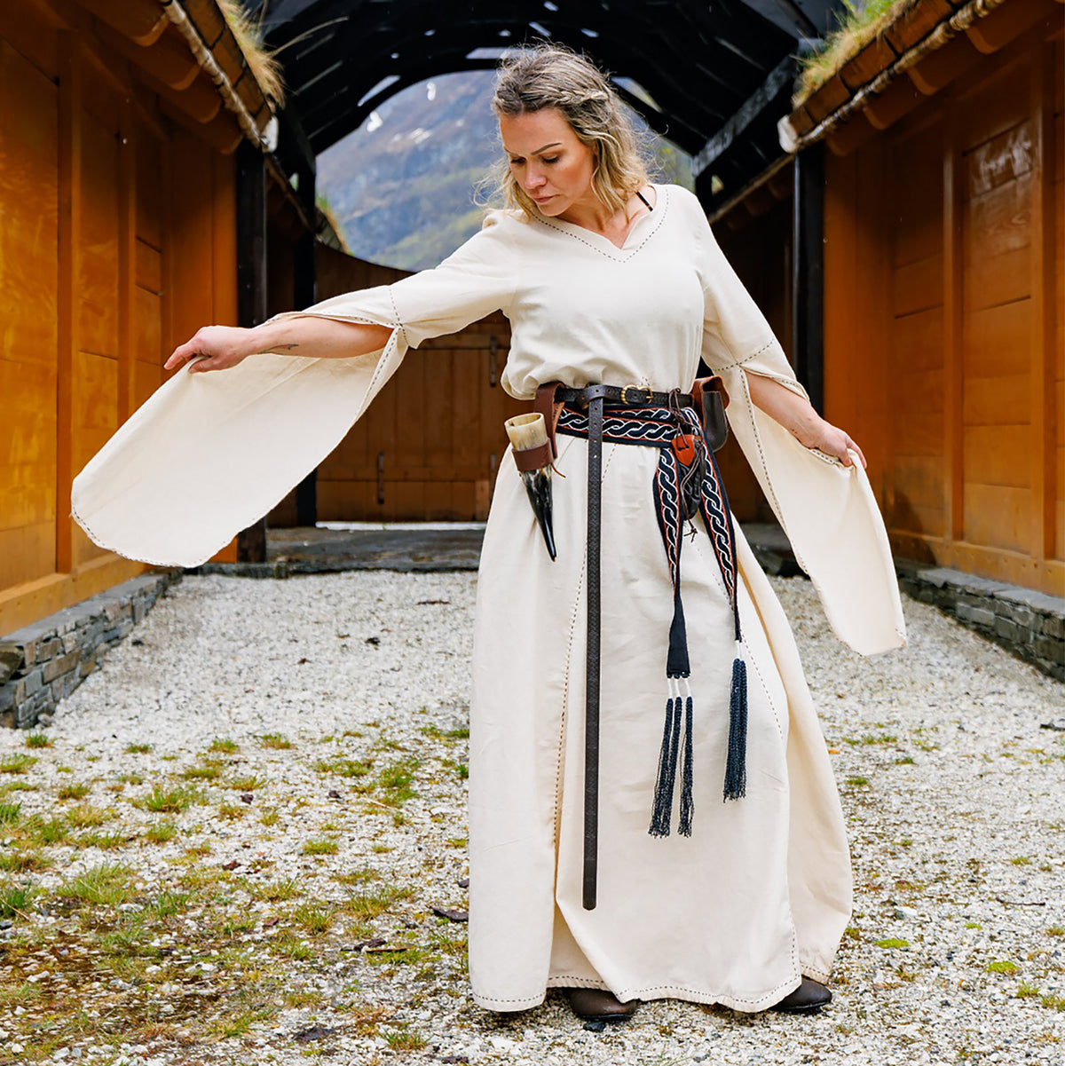 Product image Medieval Dress Begina Beige