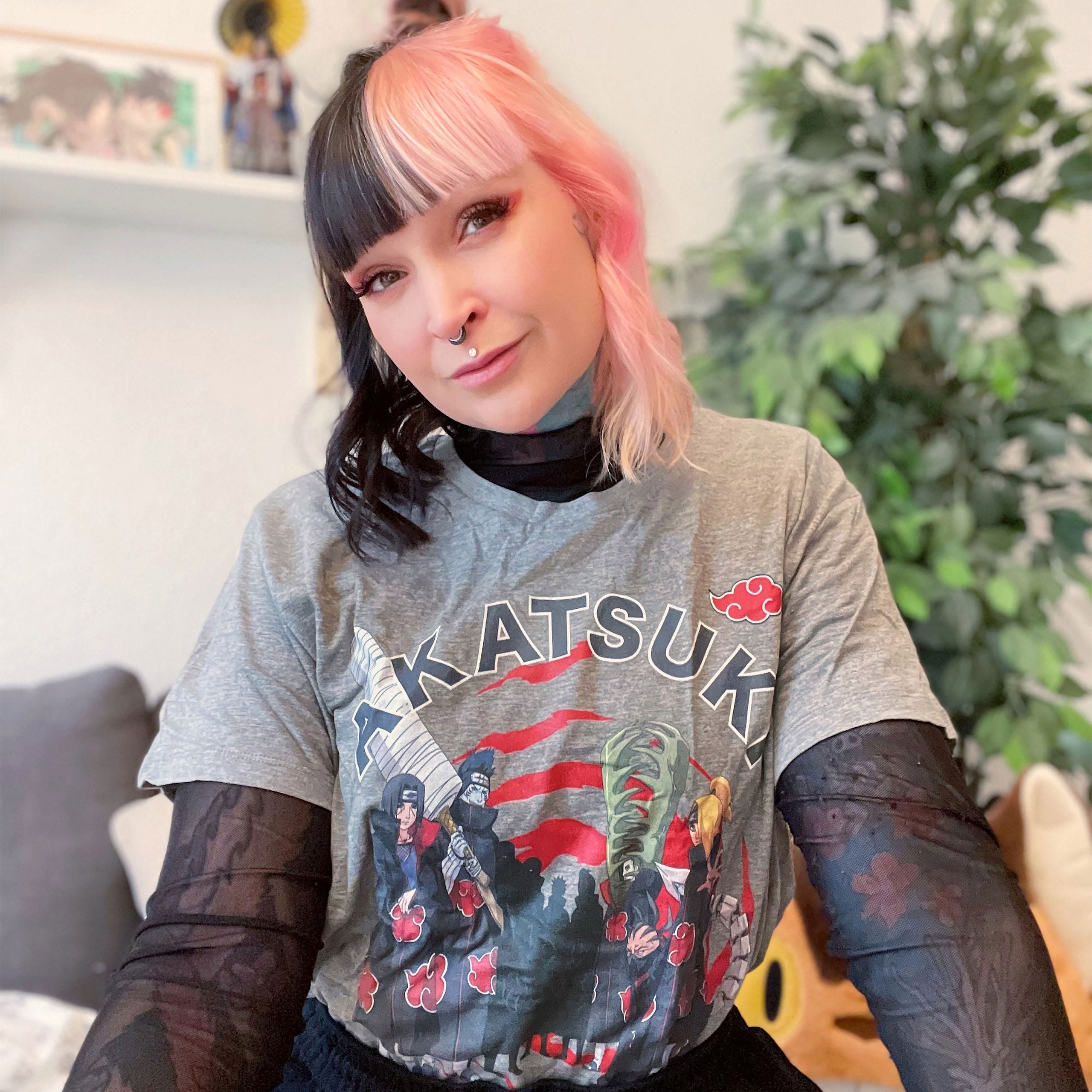 Produktbild Naruto Shippuden - Akatsuki Organisation T-Shirt grau