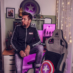 Produktbild Marvel - Logo Trainingsjacke schwarz