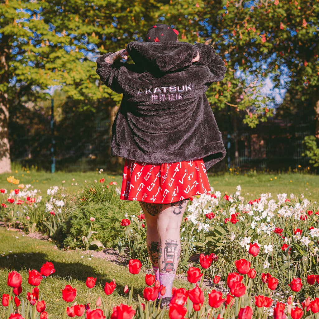 Produktbild Naruto - Akatsuki Plüsch Jacke mit Kapuze schwarz